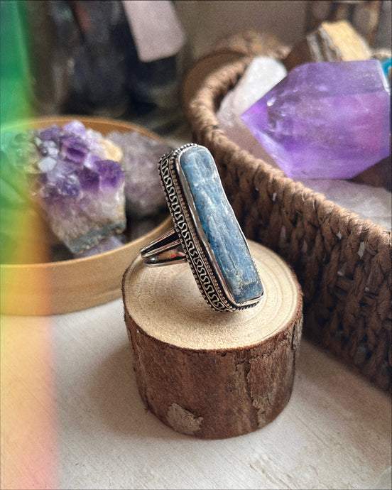 Rough Blue Kyanite Ring